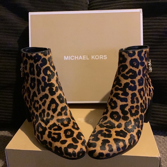 Michael Kors Elsa Mid Booties, Cheetah - Picture 7 of 7